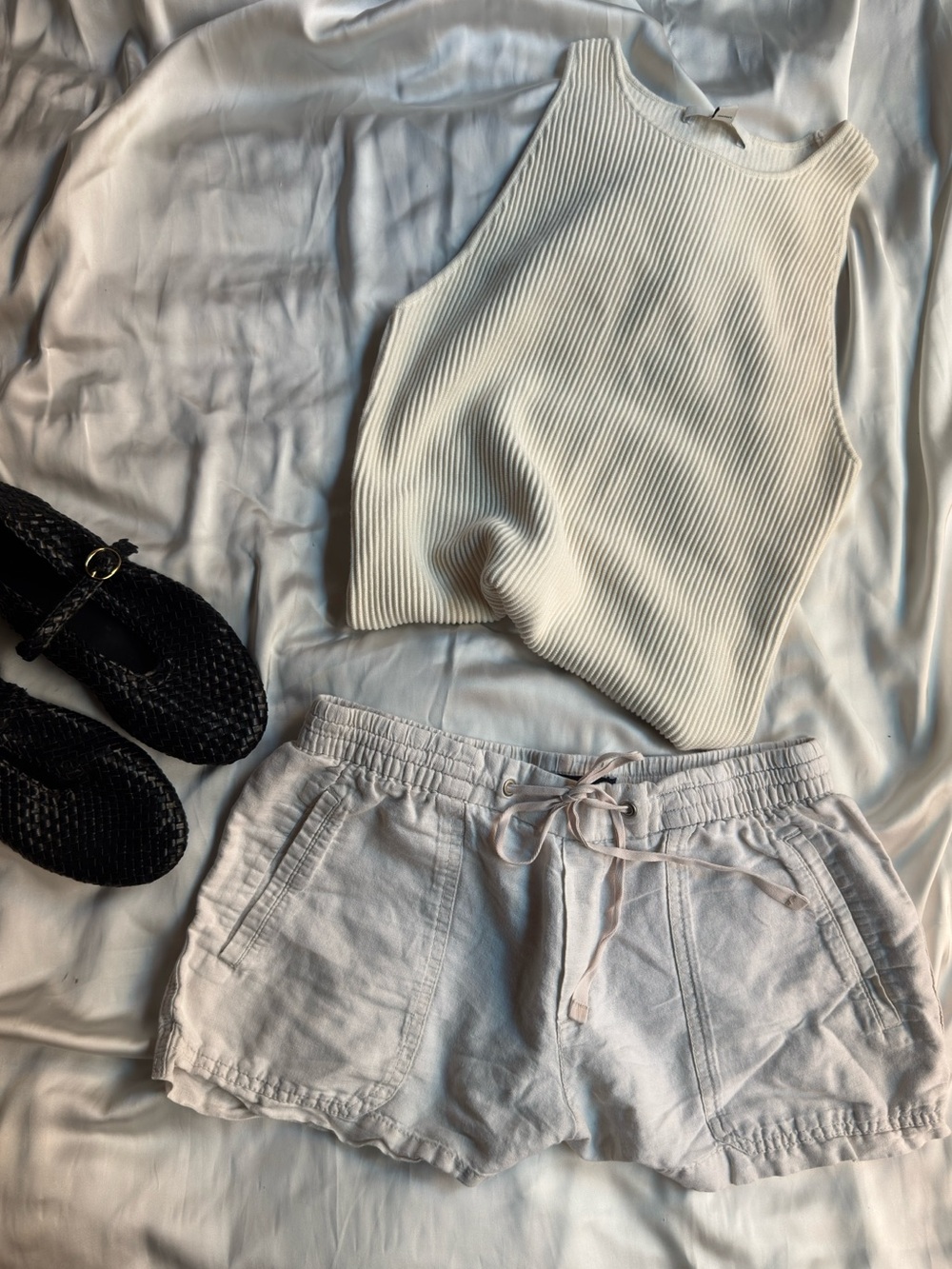 GAP Linen Drawstring Shorts